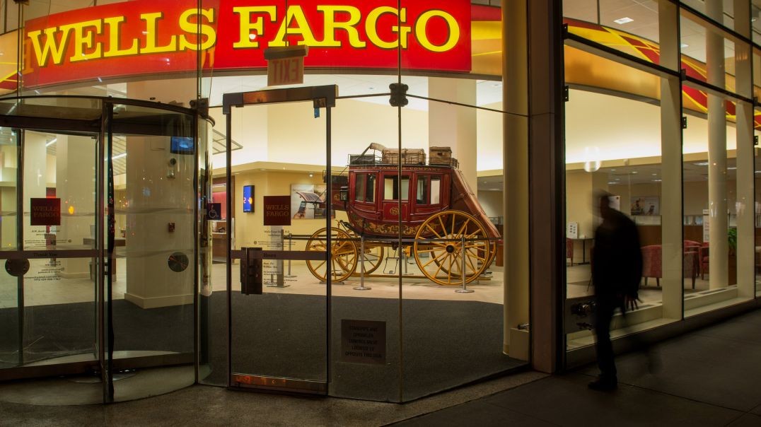 ⁣How to Host Wells Fargo Scam Page